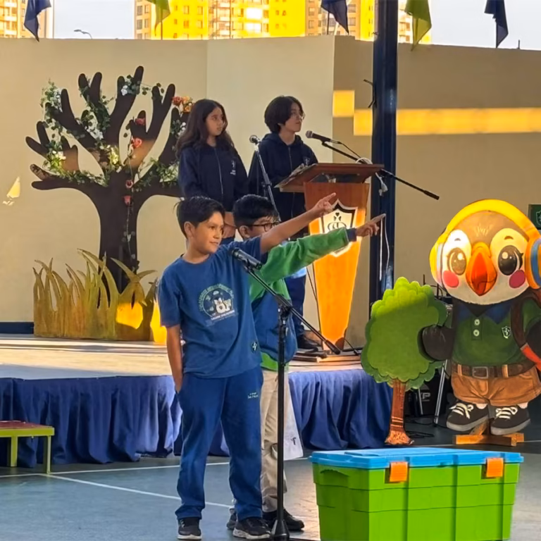 Día del Medio Ambiente: Colegio celebra el compromiso de su comunidad.