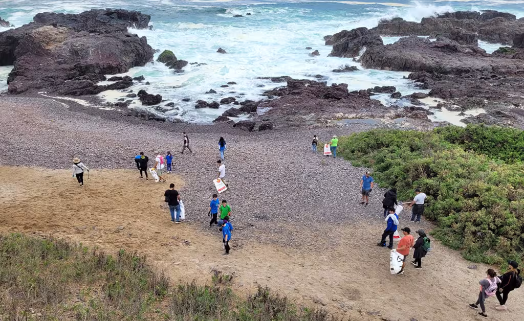Limpieza costa Aguada la Chimba.