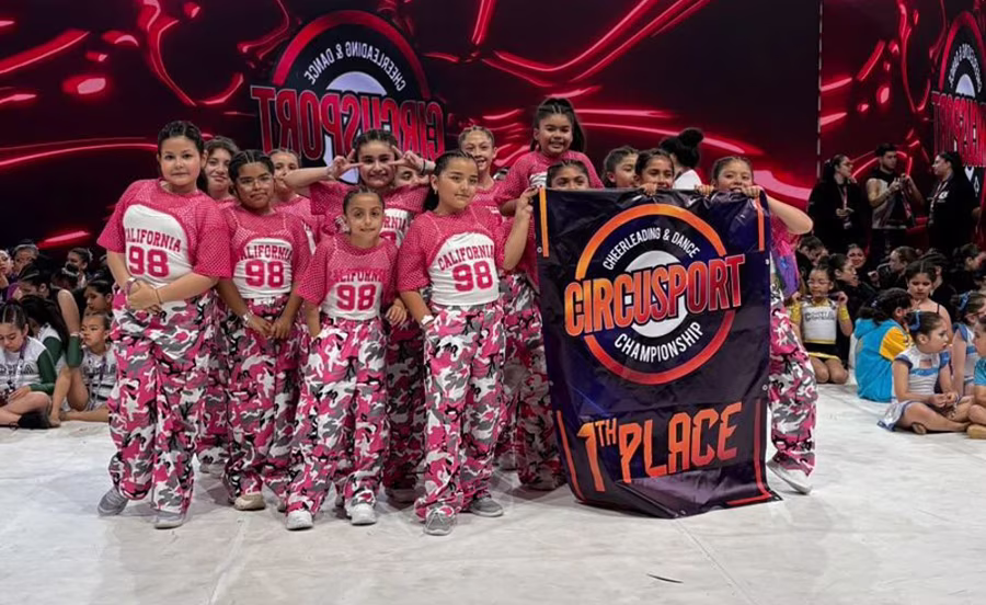 Academias del Colegio San Patricio celebran triunfo en CIRCUSPORT 2025.