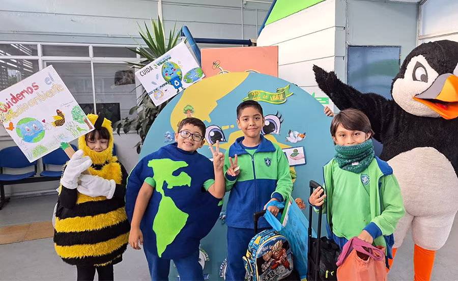 Día de la Tierra, academias de Forjadores Ambientales.