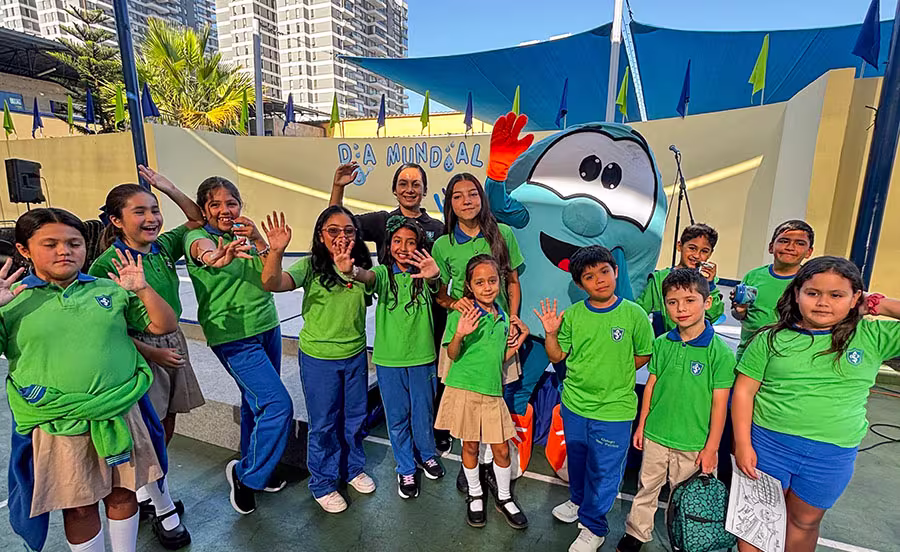 Visita de Yaku al Colegio San Patricio.