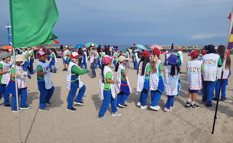 Día Internacional de la Limpieza de Playas.