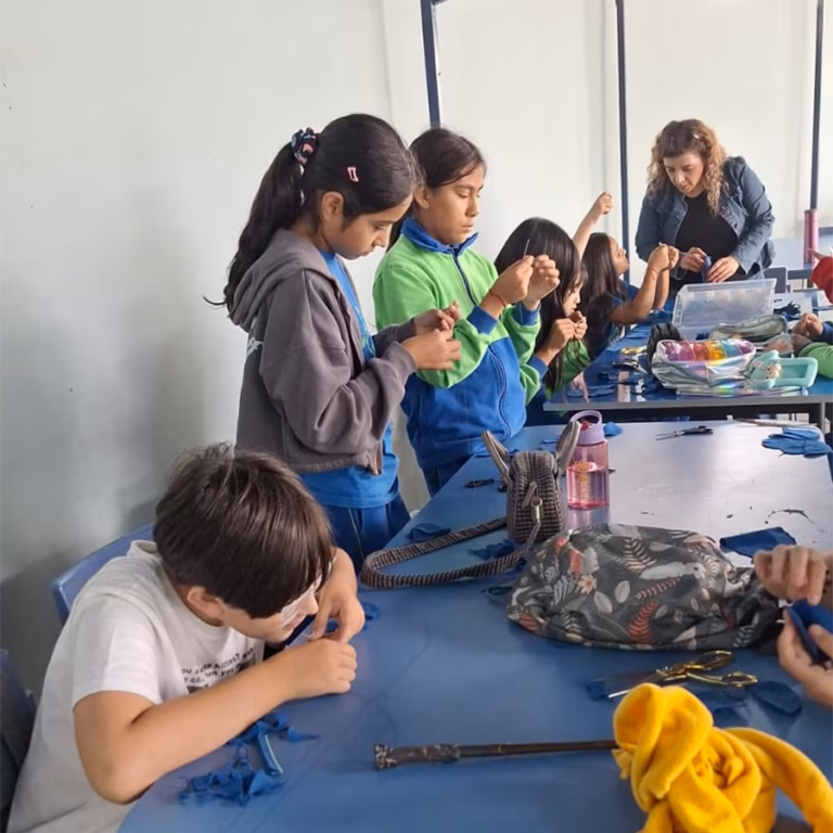 Reutilización de Uniformes Escolares y Economía Circular.