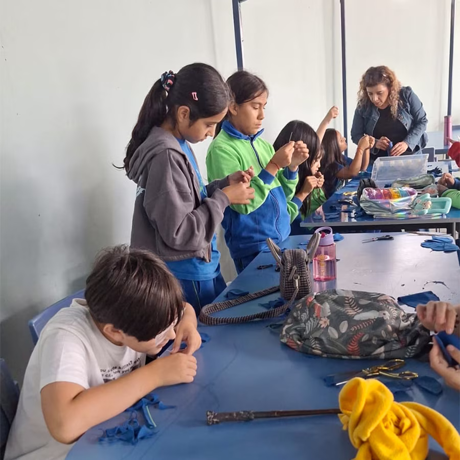 Reutilización de Uniformes Escolares y Economía Circular.