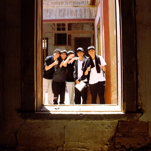 Alumnos del Colegio San Patricio visitan la ex Salitrera Chacabuco.