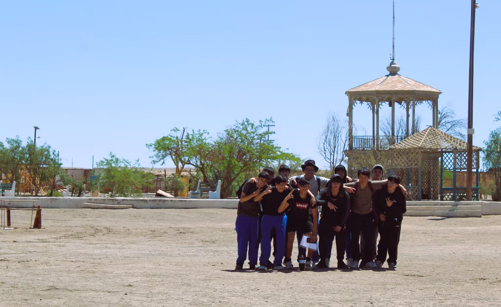 Alumnos del Colegio San Patricio visitan la ex Salitrera Chacabuco.