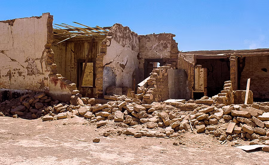 Alumnos del Colegio San Patricio visitan la ex Salitrera Chacabuco.